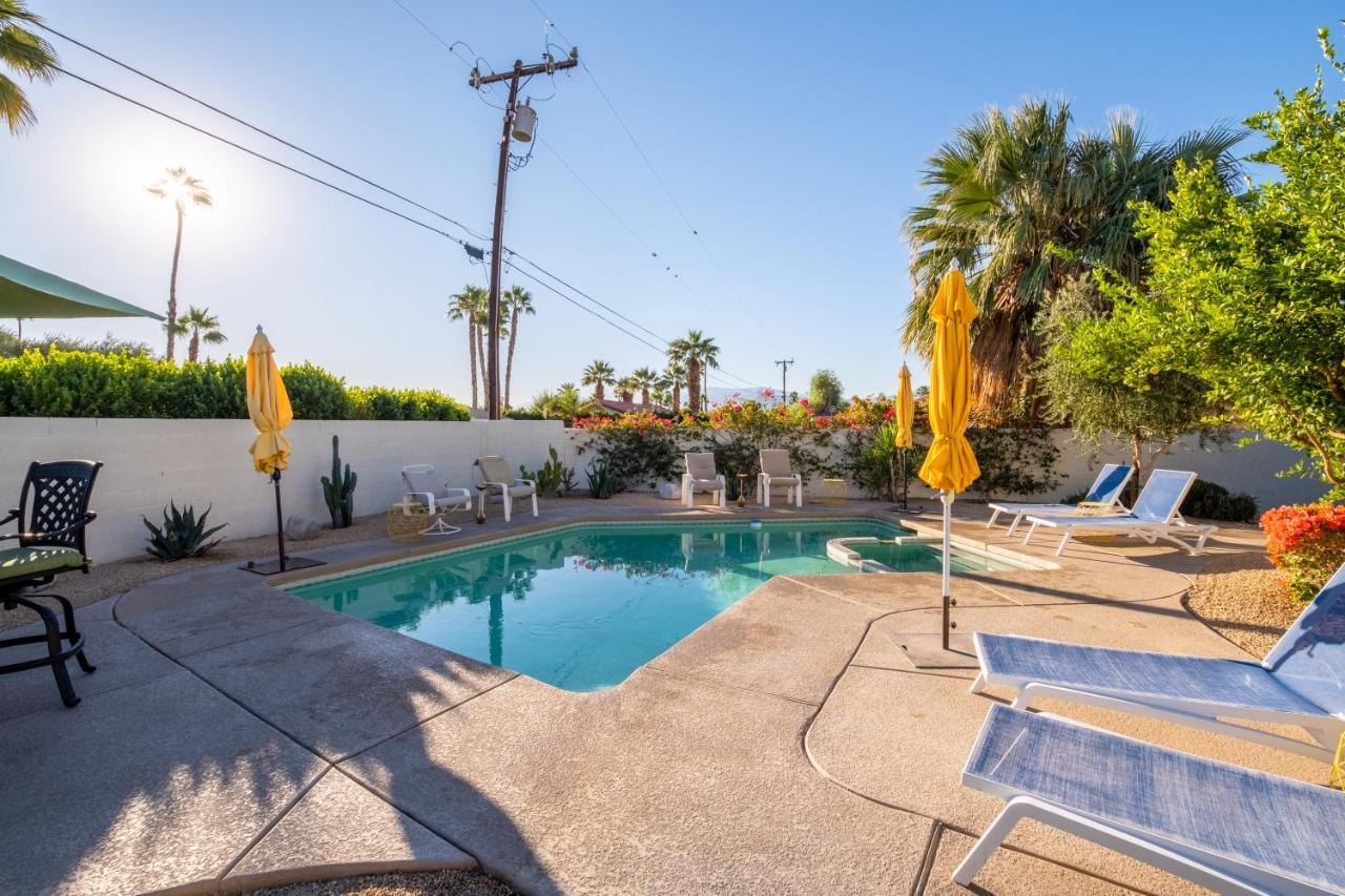 Beautiful Palm Springs Home Large Private Yard Экстерьер фото