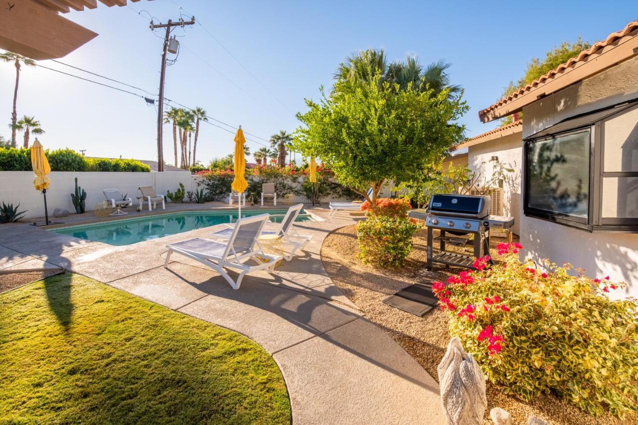 Beautiful Palm Springs Home Large Private Yard Экстерьер фото
